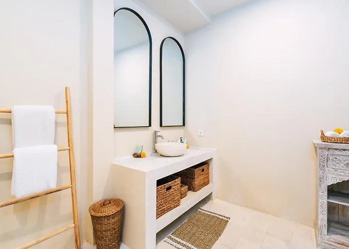 Althea - 1br Quiet Mediterranean In